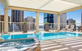 Mantra 2 Bond Street